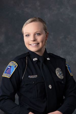 Angelica Sell headshot