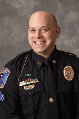 Jason Arnold headshot